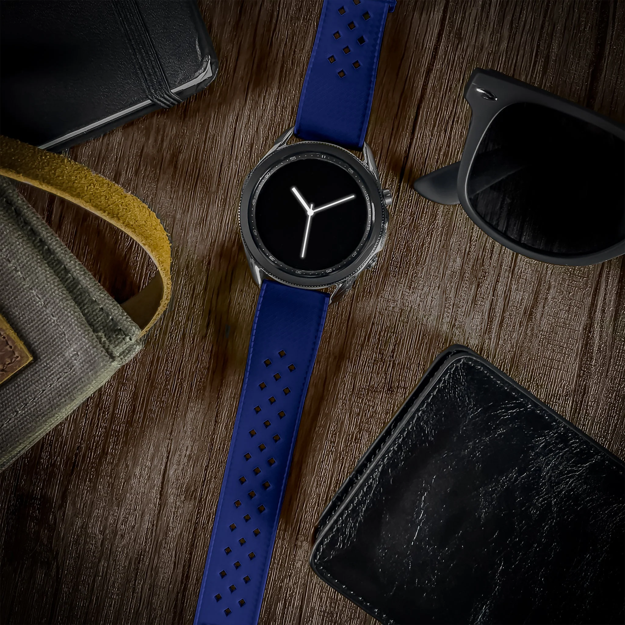 Polar Pacer & Pacer Pro Tropical Style Royal Blue Blue Watch Band - Image 2