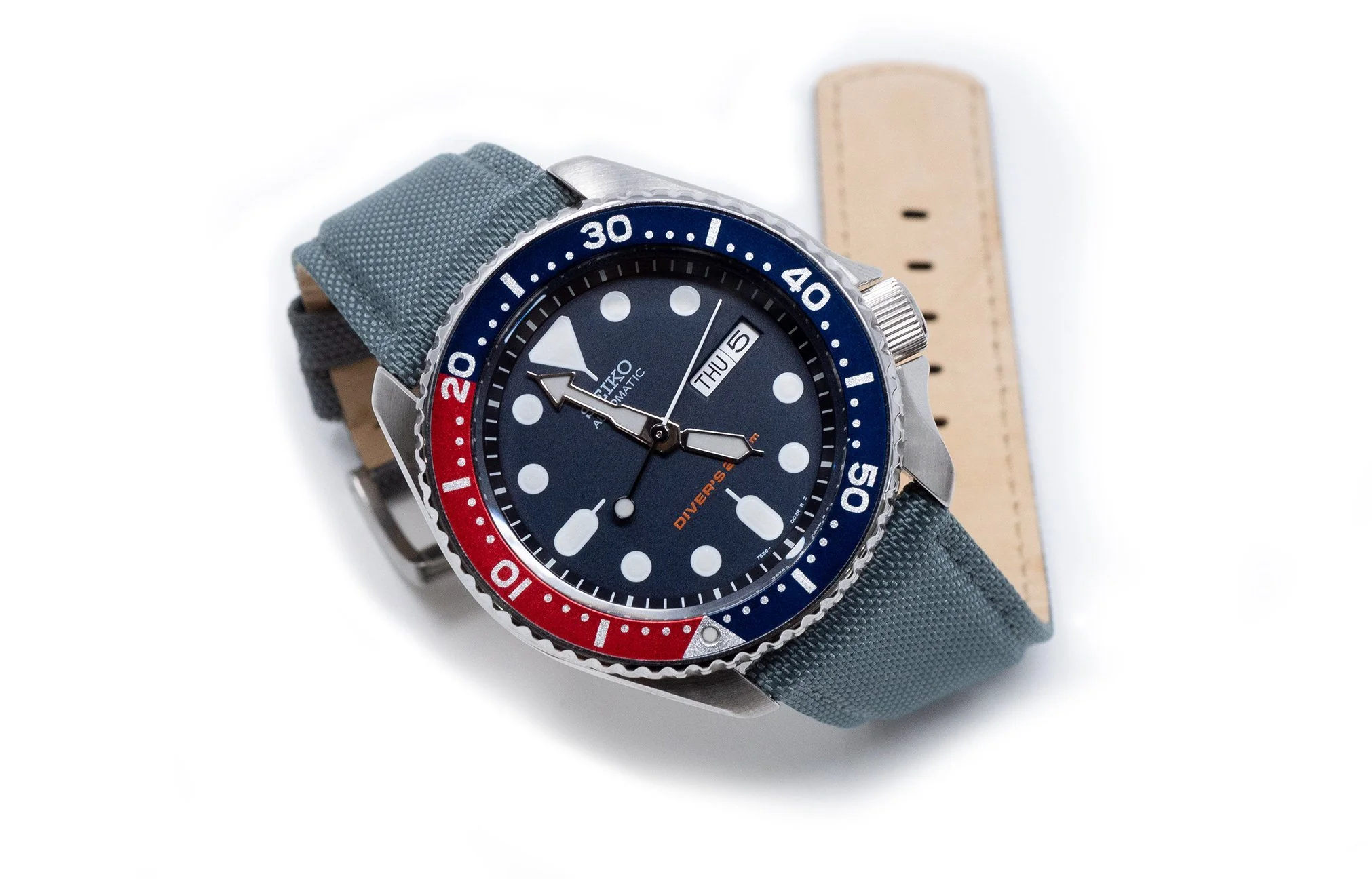 Slate Grey Sailcloth Quick Release Watch Band - Oris Divers Sixty-Five 40mm (20mm) - Image 5